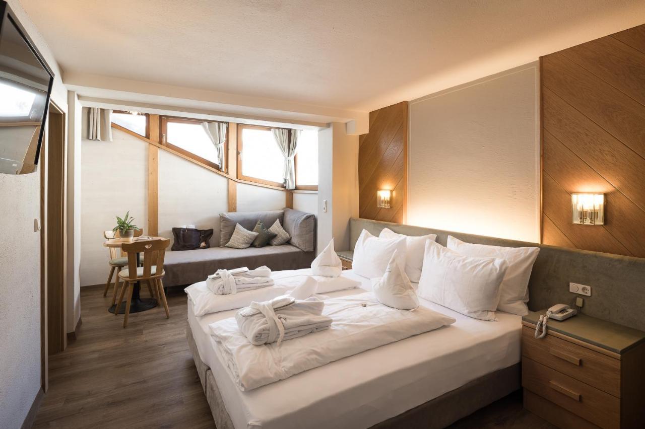 Hotel Alpenjuwel Melago ภายนอก รูปภาพ