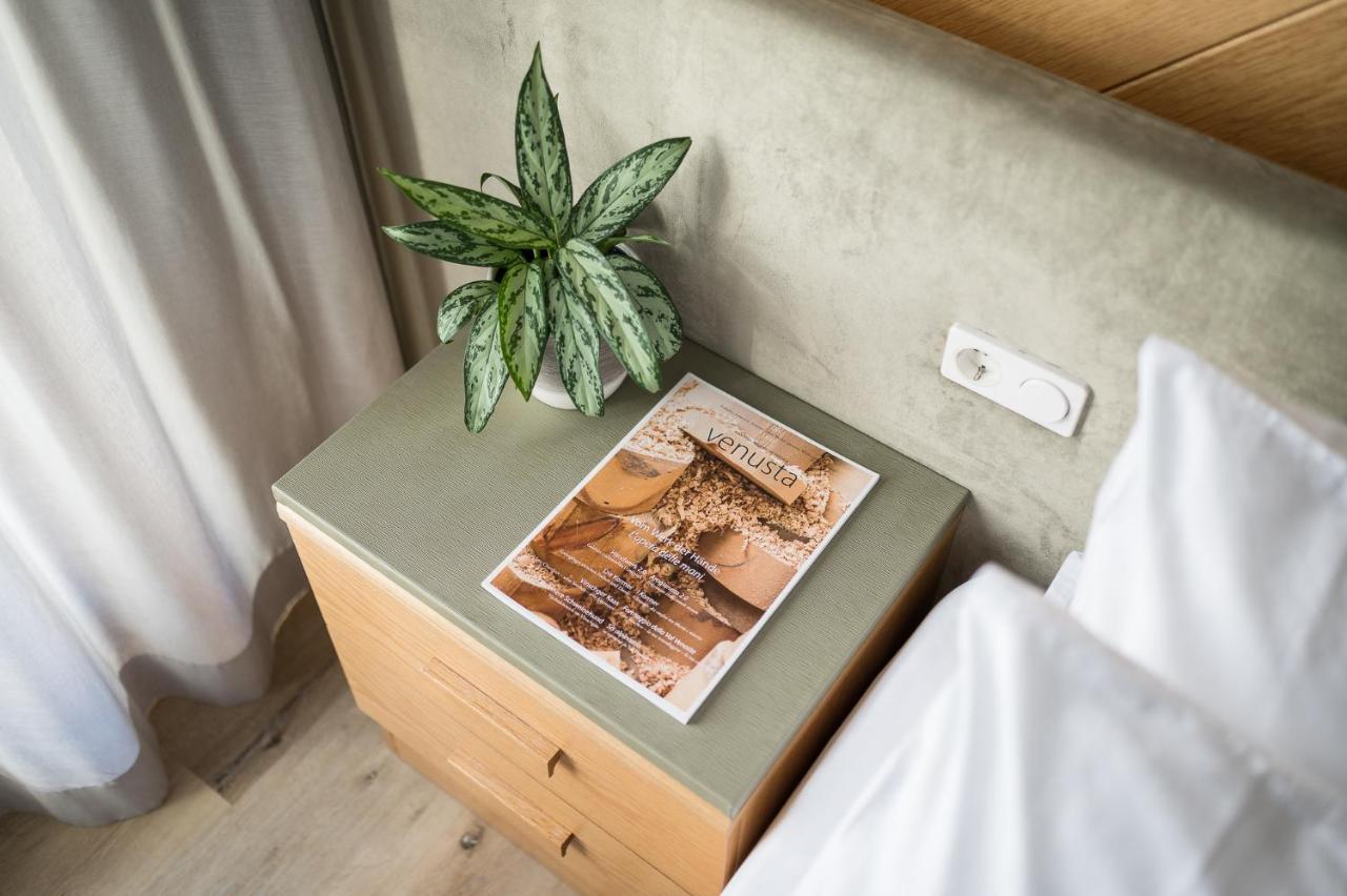 Hotel Alpenjuwel Melago ภายนอก รูปภาพ