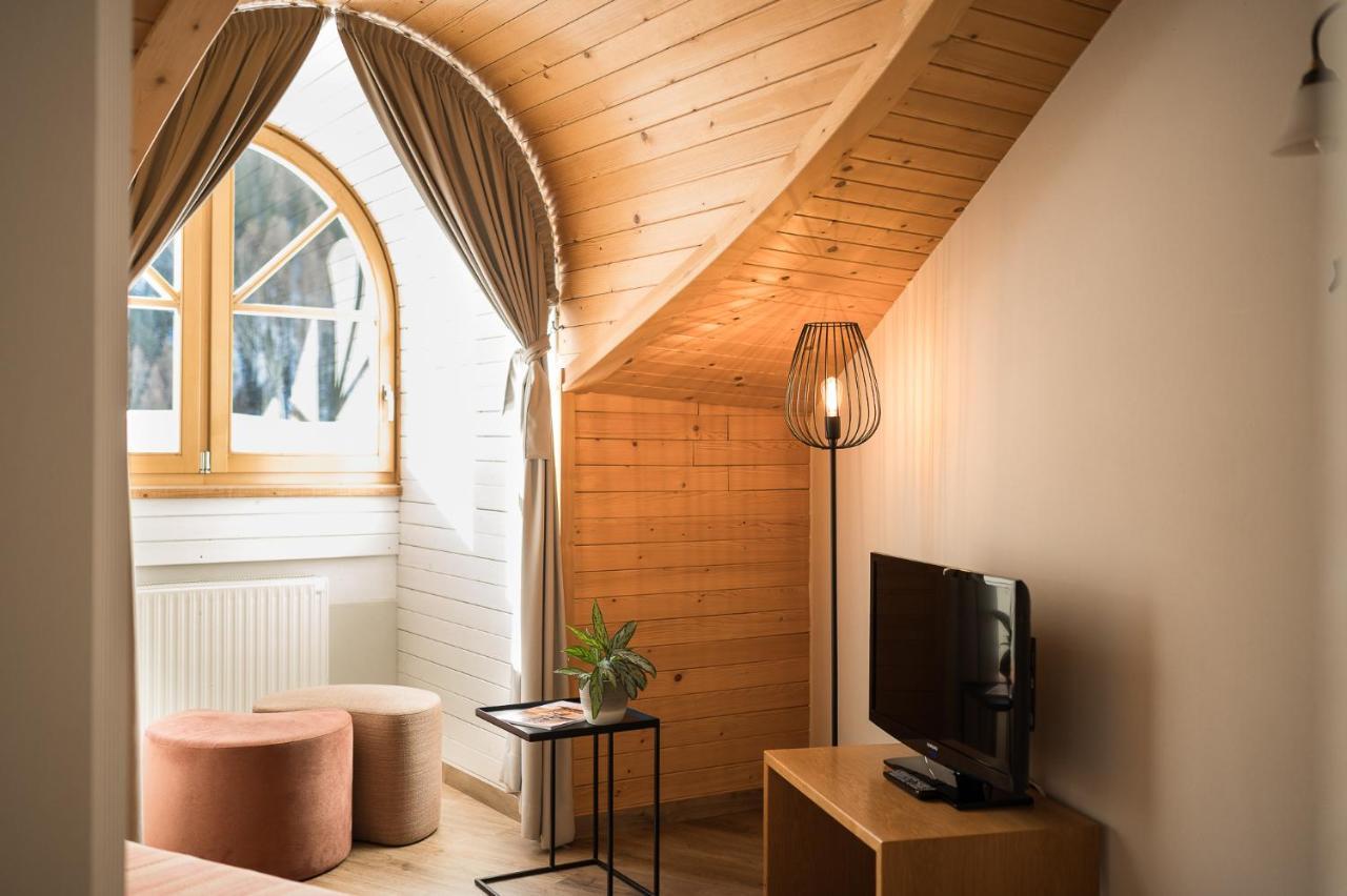 Hotel Alpenjuwel Melago ภายนอก รูปภาพ